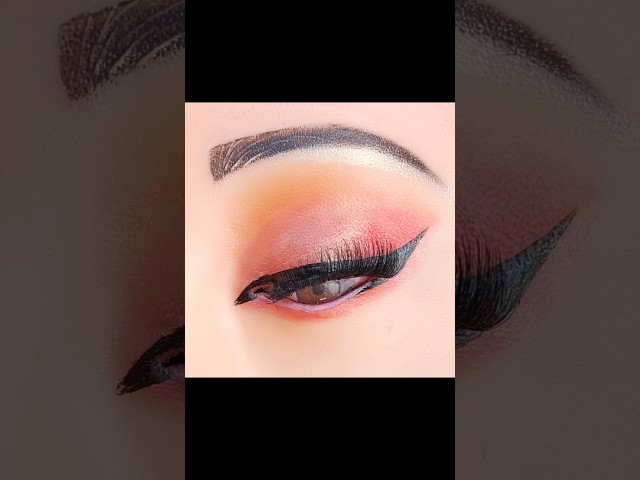 #shorts EyeMakeupTutorial ❤️🥰||#youtubeshorts #eyemakeup #foryou #highlights