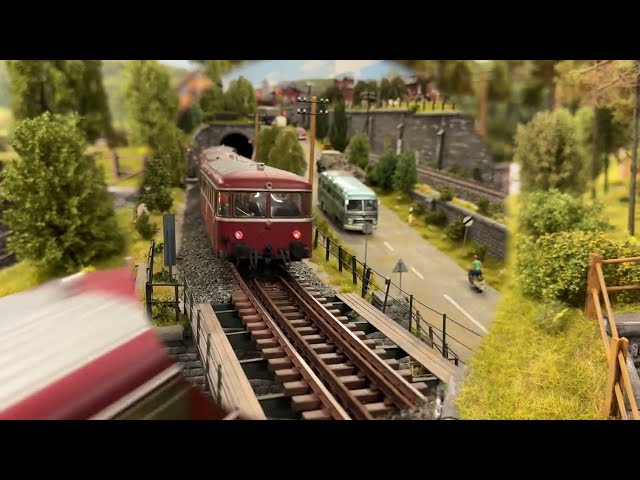 Spur1 Unterwegs August 2026: Neues aus Alfeld - Ausflug mit VT 98