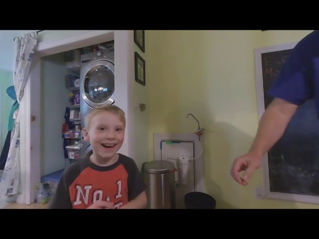 Green Kids Crafts July 2019 Bubble Head VR