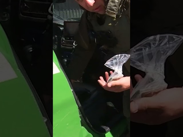 Delincuente salta de un edificio para escapar de Carabineros