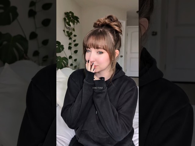 can you do a messy bun? 💕 #messybun #bun #hairtutorial #hair #hairstyle #updo #hairinspo