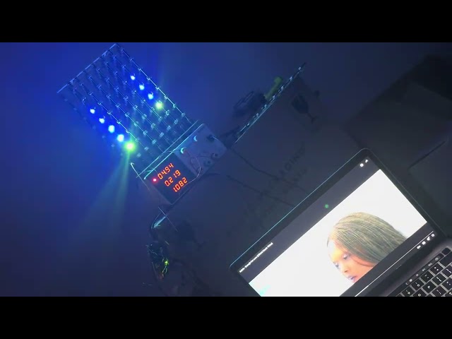 MUSIC ACTIVATED LED CUBE - MACHINE LEARNING ALGORITHM - GREEN GHOST - LARA THE WITCH