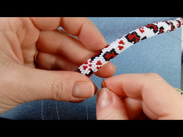 Replacing a bead: how to break and stitch a new bead in peyote(1)