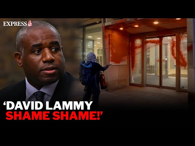 Protestors DEFACE Ministry of Justice over Lammy's lack of action on Palestine Action hunger strikes