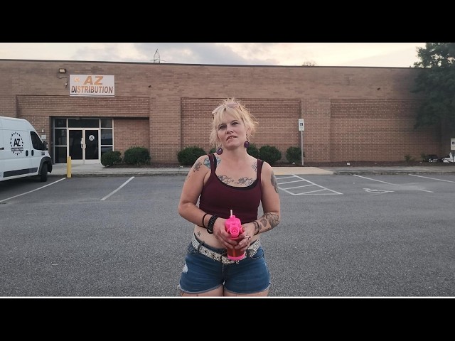 Street Interview-Ashley “Our Subscribers Be Tryna F**k In Real Life”
