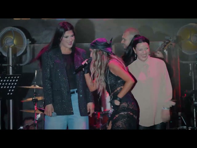 JO - Fetele cochete & Ne place | LIVE @ Kong