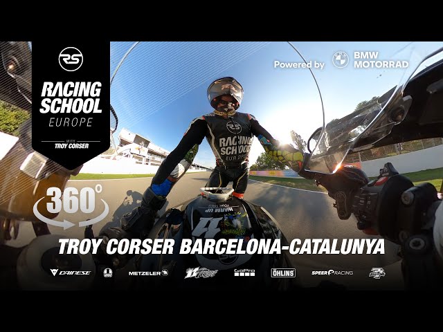 Troy Corser 🐊 in Circuit de Barcelona-Catalunya S 1000 RR 360° view