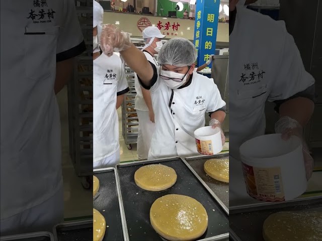 Flour Magic: Transforming Routine into Joy #baking #chineseburger#mooncake