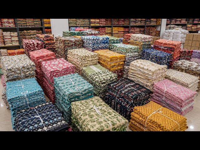You can get 10 sarees here for 450. | Surat Wholesale Market | Top Saree Manufacturer #saree #surat