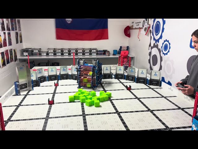 Full Volume robot - improved version of the intake system only for green game elements