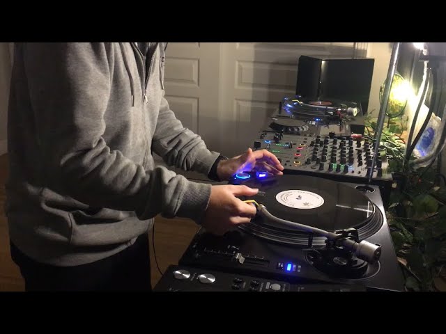 Tomas Carballo @ Deep Minimal / Micro House - Vinyl DJ Set #3152022