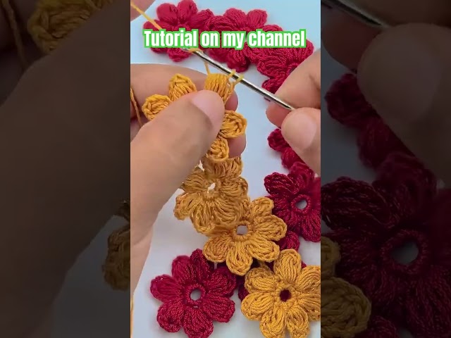 TUTORIAL HERE! 👆 Easy Crochet Flower Garland Tutorial   Beginner Friendly DIY Decor Pattern