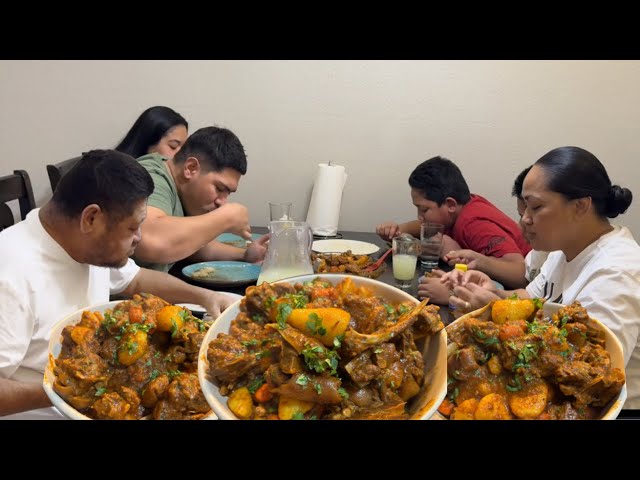 GOAT MEAT STEW FOR THE FIRST TIME | TAMA’S BAND CHRISTMAS PERFORMANCE 