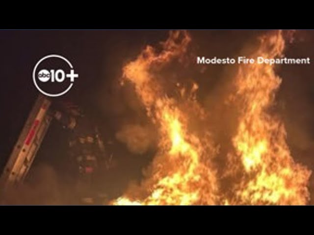 Firefighters contain Modesto apartment fire