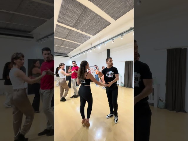 Cours de bachata débutant avec Kévin - SalsaNueva Paris
