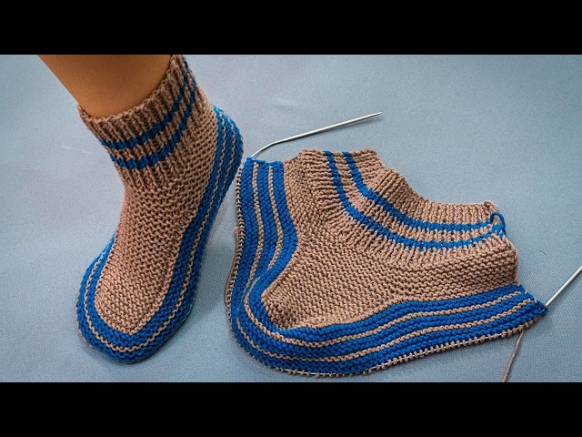 Simple slippers without seams on the hole with knitting needles - warm and cosy!🧶✌️ Crochet Knitting