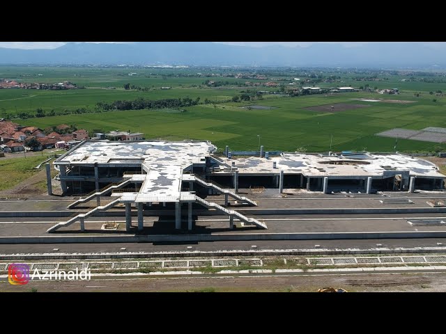 fast train Jakarta Bandung-Tegalluar station, west java indonesia