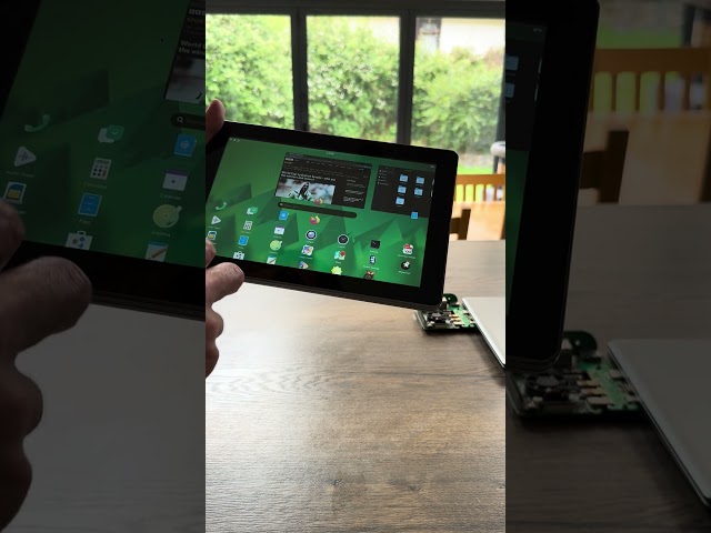 Linux designed for smartphones. postmarketOS with Phosh. Raspberry Pi5