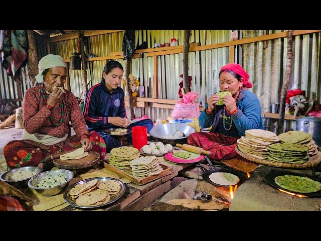 Farm To Kitchen🇳🇵 | Village Mummy Makes Sisno And Roti For The Family | Nepali Village Life & Food