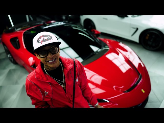 UBER MOTORCYCLE - El Alfa "The Boss" x Ezzy R