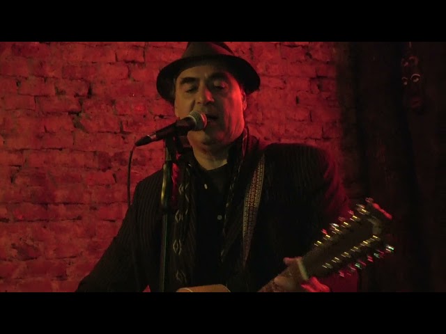 Lucio Tapia + Invitados (Strummer Bar,Buenos Aires, 16/05/2026)