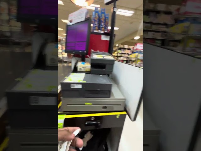 A Normal Day as a Cashier: The TRUTH