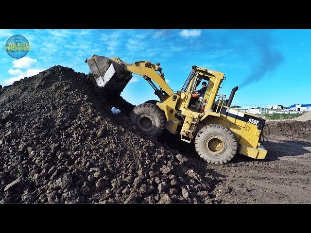 (SOUND) Caterpillar 950F Wheel Loader In Action