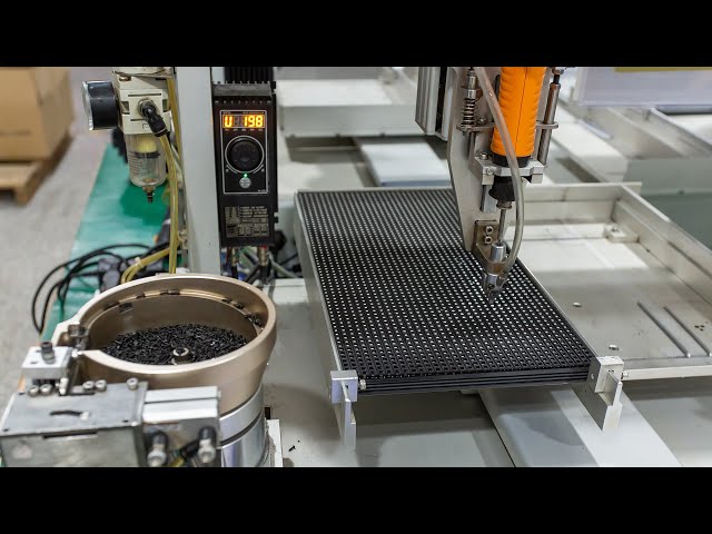 YuChip - China Leading LED Display Manufacturer and LED Screen Supplier
