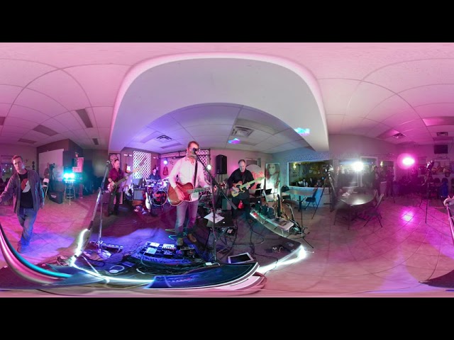 Russell Lee performs Bad Timing 360 video