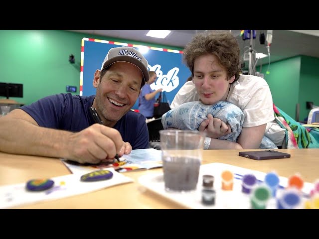 Jason Sudeikis, Paul Rudd Talk 2026 'Big Slick' Charity Event
