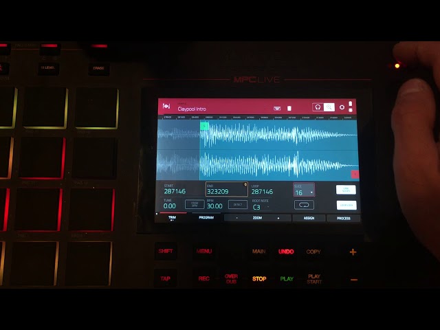 Akai MPC Live - Quick Sample Chop to Beat - Start to Finish