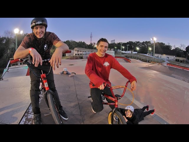 Webisode 33: Getting Aggressive at Kona Skatepark