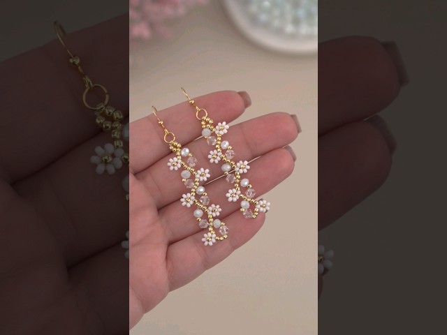 Easy DIY Beaded Earring: Handmade Crystal & Seed Bead Flower Earrings Tutorial: Beads Jewelry Making