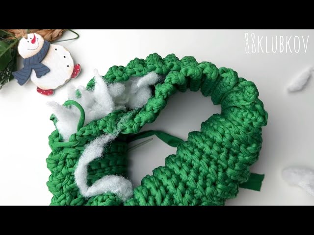 🎄 An old toy + a torn pillow + some thread! Stylish and inexpensive DIY New Year's decor.