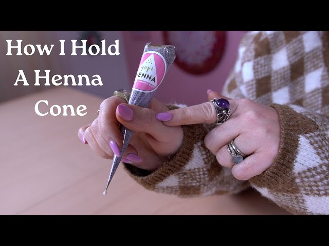 How I Hold A Henna Cone 🌿 A Beginner Henna Tutorial