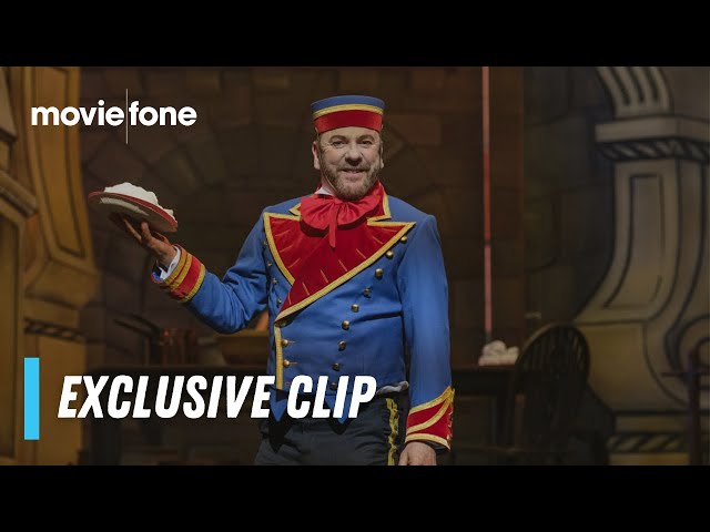 'Tinsel Town' Exclusive Clip