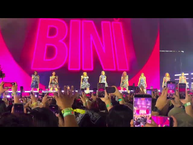 [FAN CAM] BINI STRINGS | COACHELLA INTRO