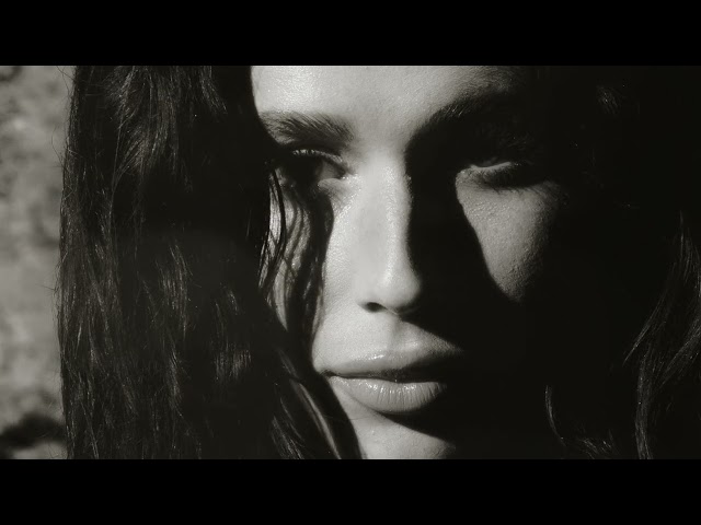 Roxie – Dom (Official Audio)