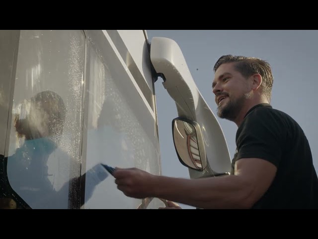 UK Auto Pro Window Tinting & Training
