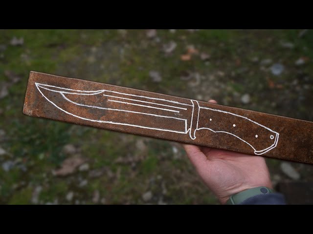 Making Sharp Bowie Knife From a Rusted Leaf Spring