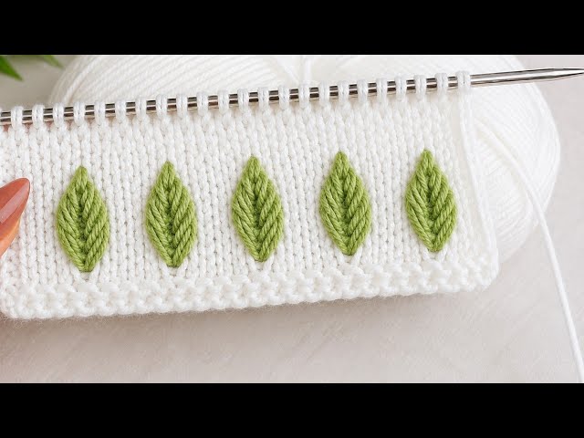 पत्तियों वाला बुनाई डिजाइन। knitting pattern for cardigan scarf sweater baby boy girl 