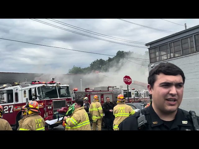 *HEAVY SMOKE* FDNY QUEENS 3rd Alarm Box 5041 Fire in a 1 Story Commercial Building