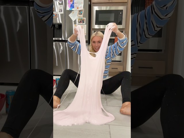 how do I get it out of my hair 🥴 #diy #craft #slime