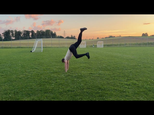 I did 20 handstands to see if i improve