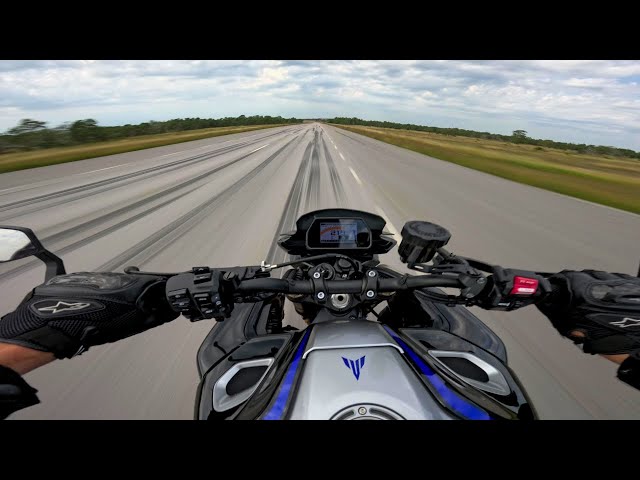 Yamaha MT-10 SP Test Ride | Pure Ride Experience (straight line speed)