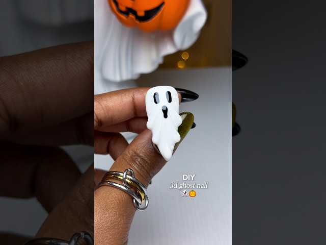 👻🤍✨#halloweennails #diynails #beginnnernails #ghostnails #nailtutorial #shorts