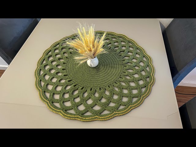 Crochet Table Centerpiece Tutorial