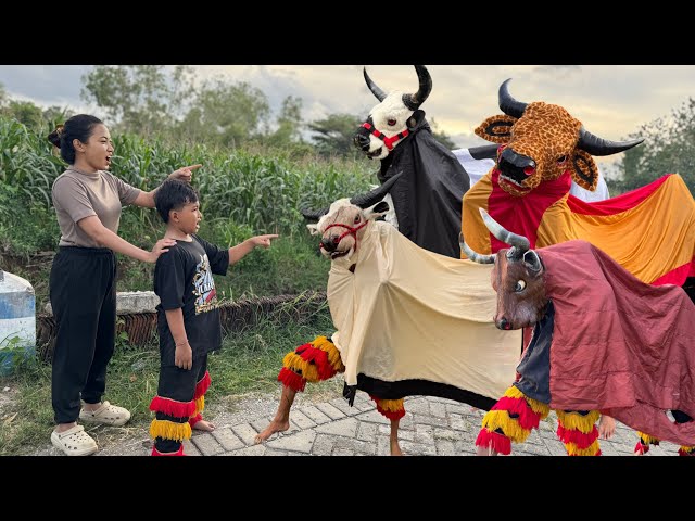 NONTON BANTENGAN BEROT LEWAT DEPAN RUMAH BERSAMA VICHO BOCAH NGEVLOG 