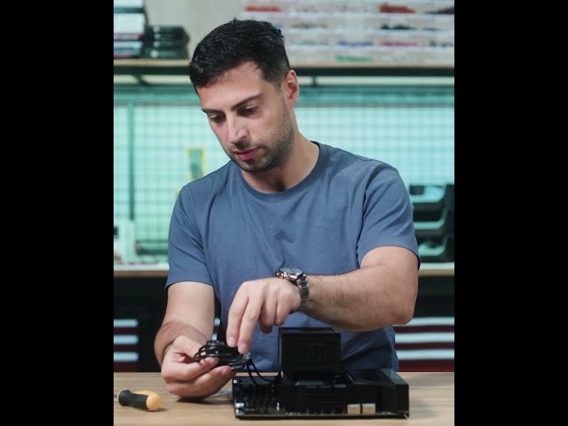 DOOM: The Dark Ages | DOOM Slayer-Inspired Build 💀