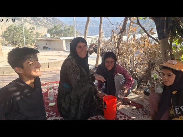 Keyvan's daily life with his family